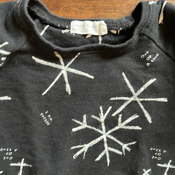 Miles Baby Toddler Sweatshirt Dress 4T Black Snowflake Design - Picture 3 of 4
